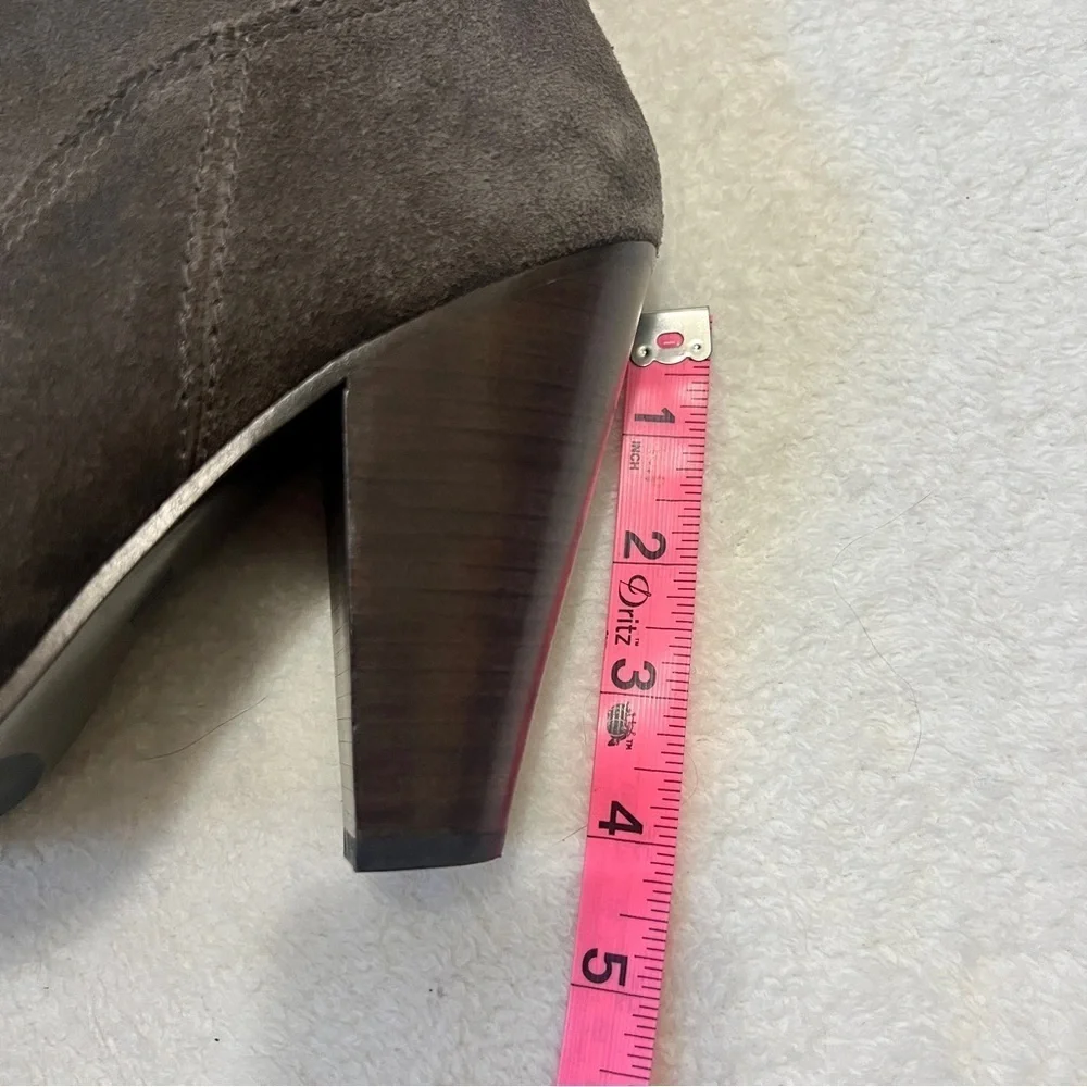 Frye Madeline Short Grey Suede Ankle Booties - Size 9.5